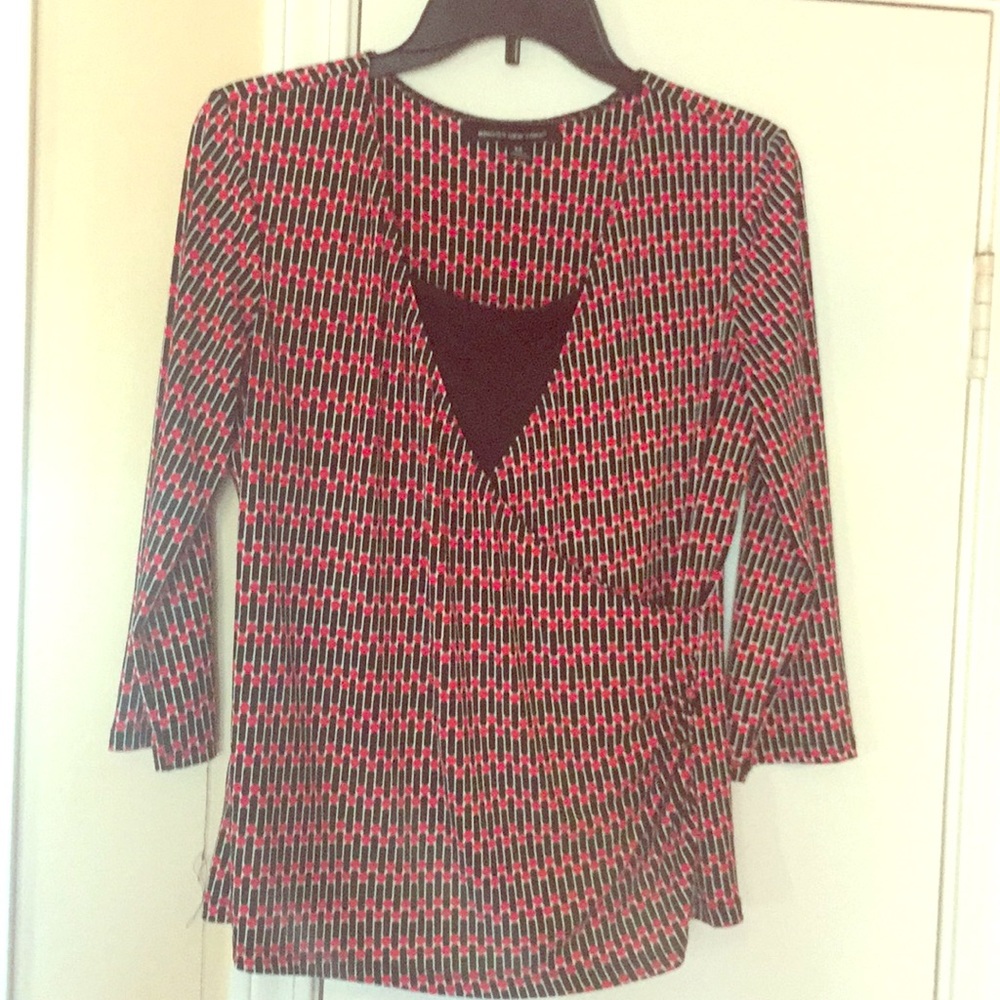 Briggs New York classy work blouse
